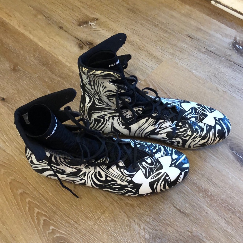 Under Armour High Top Laced Sports Cleats